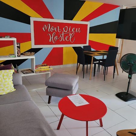 Mondieu Hostel Баранкила Екстериор снимка